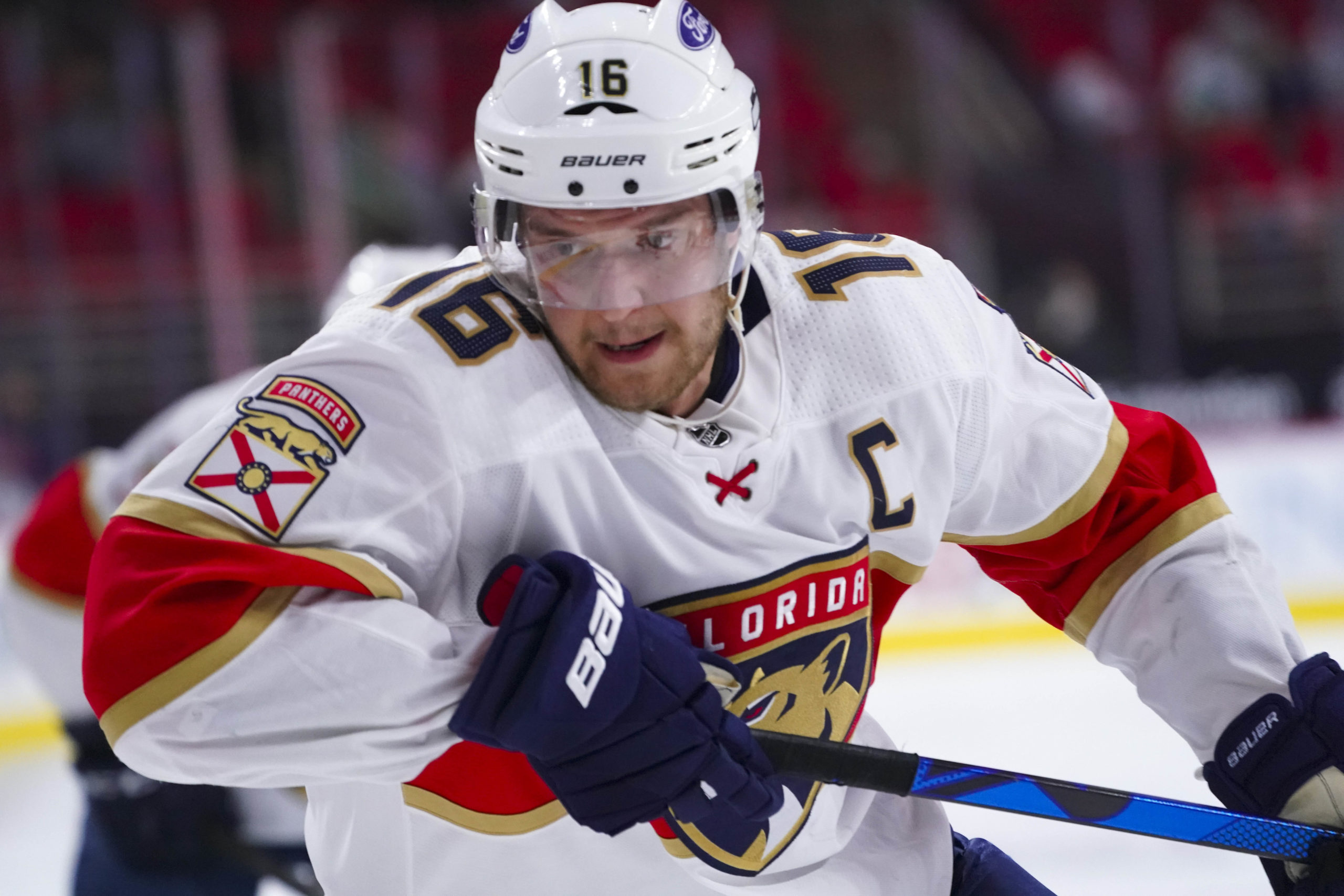 Maple Leafs sign Giordano to 2-year extension with $800K AAV