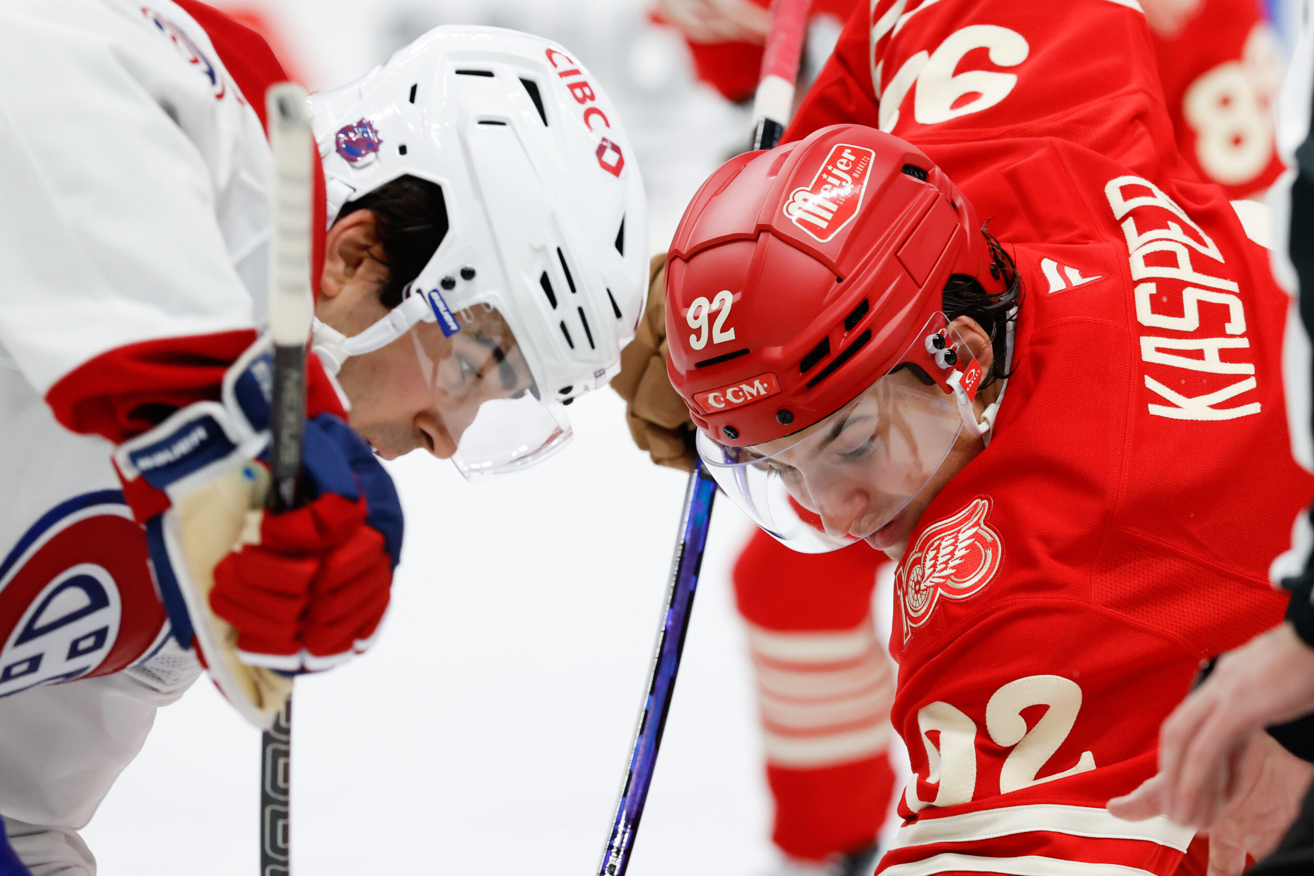 Centers Alex Newhook (15) and Marco Kasper (92) face off at Little Caesars Arena. (Photo: Rick Osentoski-Imagn Images)